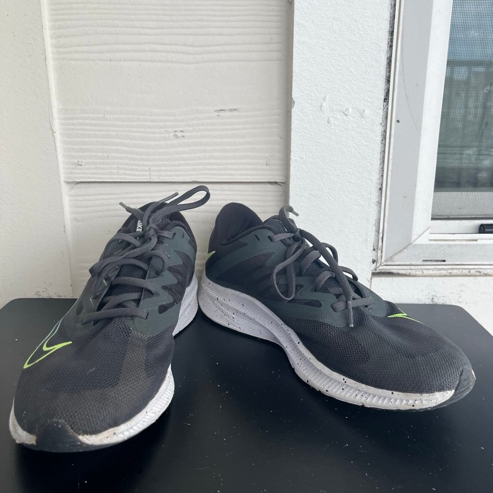 Nike Men's Quest 3 Black Shoes Sneakers Size 8.5 Style DH0203-001 - Picture 4 of 13